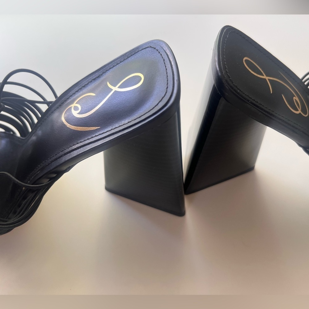 Women’s Elegant Sam Edelman Black Woven Heels - Picture 3 of 3